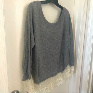 Lace layered XL gray sweater